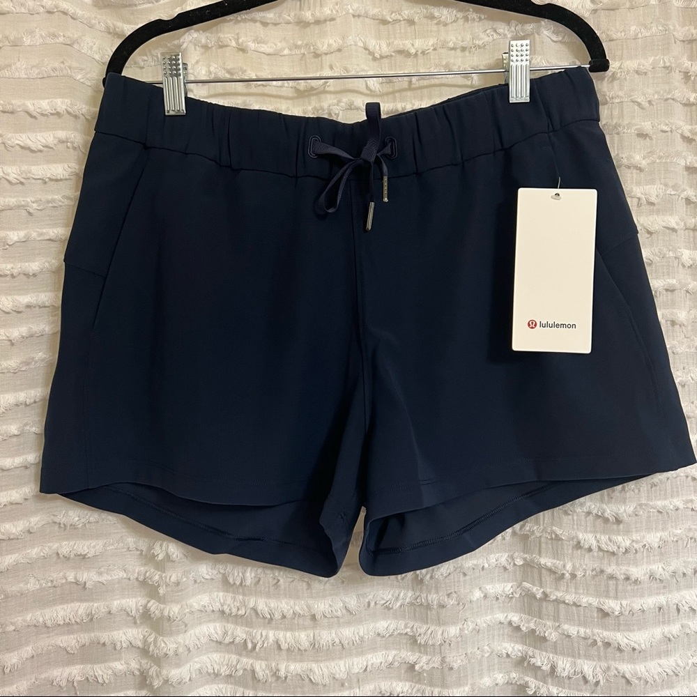 NWT Lululemon On The Fly Navy Shorts